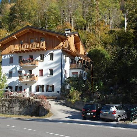 Mountain Apartman Alleghe Kültér fotó