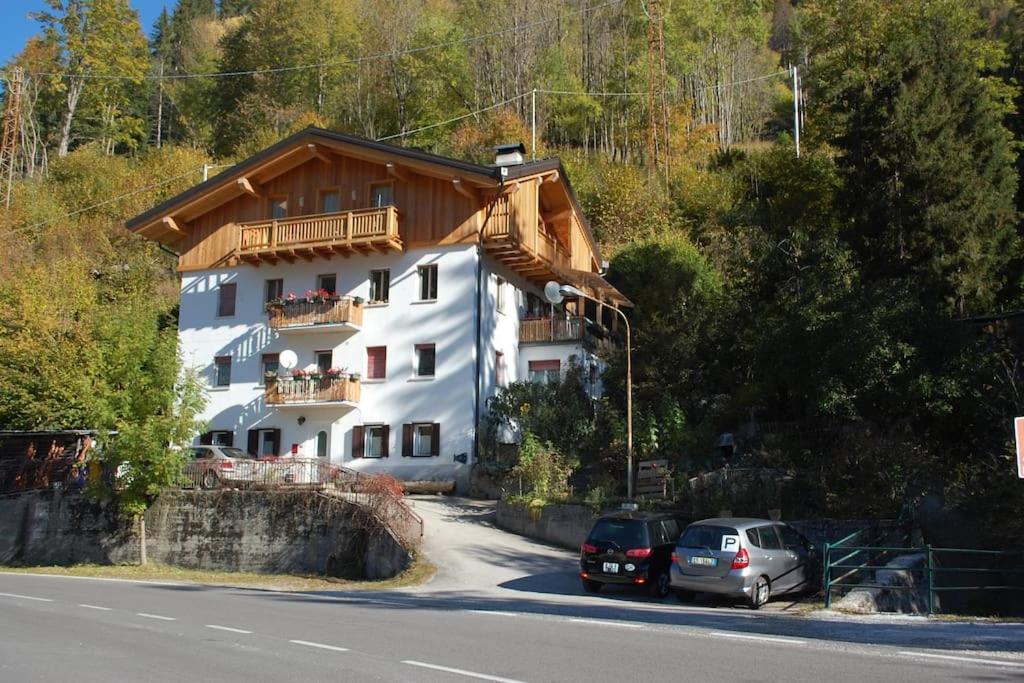 Mountain Apartman Alleghe Kültér fotó